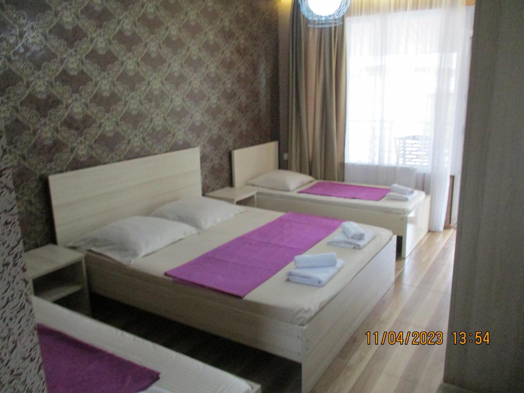 Guest House Nino Makhinjauri Habitación foto